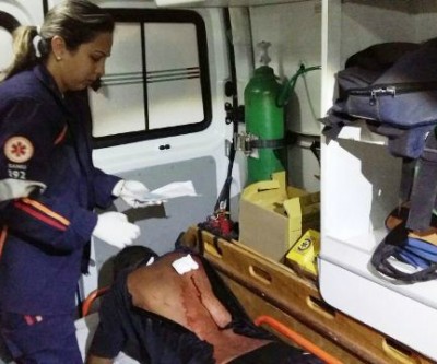 Após dançar com mulher em bar, “Peão” é esfaqueado pelas costas 