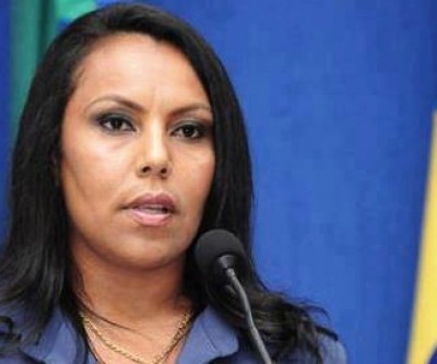 Vereadora Sirlene passa mal e é levada em uma UTI Móvel para a cidade de Campo Grande 