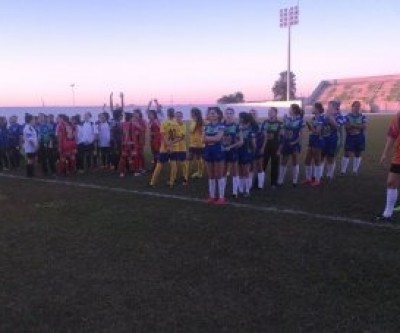 Campeonato Feminino de Futebol inicia e faz doação à Rede Feminina de Combate ao Câncer