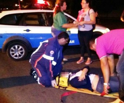  Acidente entre carro e bicicleta mobiliza equipe do SAMU até o bairro Vila Nova 
