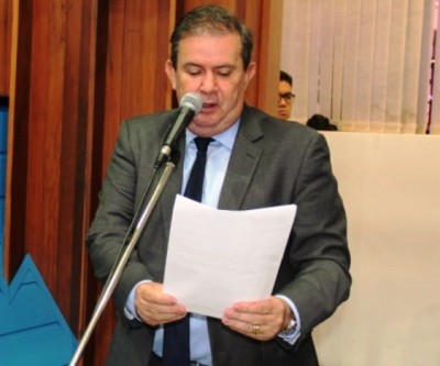 Eduardo Rocha solicita implantação de lixo seletivo em escolas Estaduais de Rio Brilhante