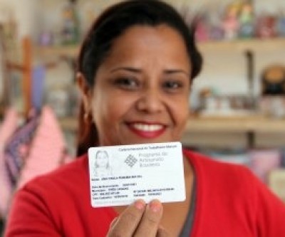 Cultura promove hoje cadastro de artesãos e emite carteirinha