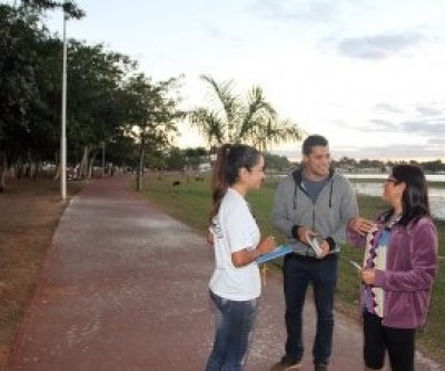 Diretoria de Trânsito realiza campanha de conscientização dos ciclistas na Lagoa Maior