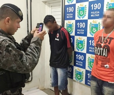 “Biqueira” comandada por menor é estourada no bairro Santa Luzia 