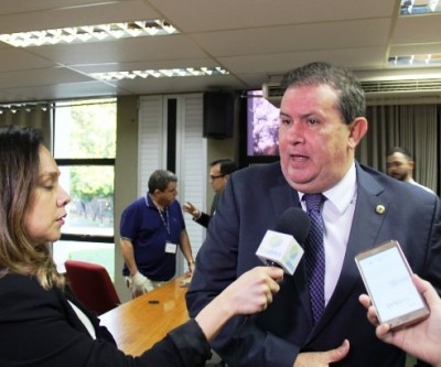 Eduardo Rocha questiona e CPI aprova requerimento para JBS informar situação de demais unidades de MS