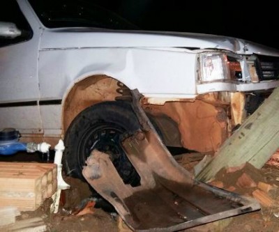 Após assalto, carro de mascate é encontrado batido no bairro Vila Maria
