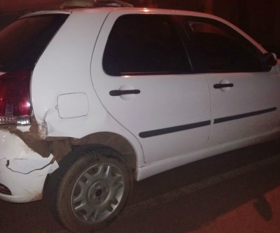 Motorista supostamente embriagado deixa local de acidente