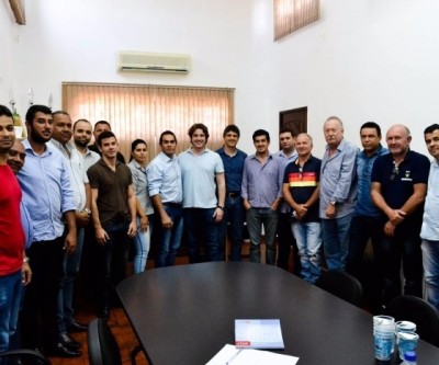 Prefeito José Fernando Barbosa recebe representantes da Tilabrás