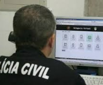 Homem espanca e arrasta esposa grávida pela casa e acaba preso em flagrante  