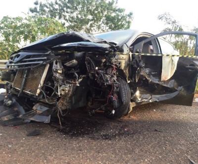 Colisão violenta na BR-262 interdita parcialmente a rodovia 