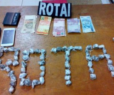 Polícia Militar apreende 73 trouxinhas de maconha em Três Lagoas
