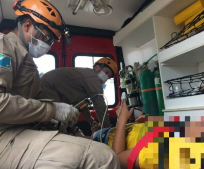 Ciclista na contra mão causa acidente no bairro Vila Nova 