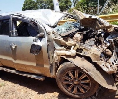 Empresário de Três Lagoas que capotou caminhonete passa bem 