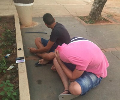 S.I.G. prende quatro jovens e apreende dois adolescentes durante ação no bairro Vila Haro