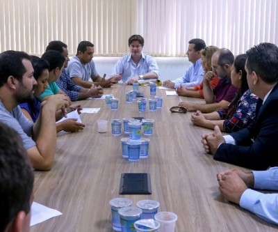 Vereadores reúnem-se com diretores do Hospital Auxiliadora