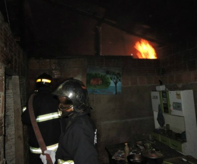 5º GB atende ocorrência de incêndio em residência no bairro Jupiá 