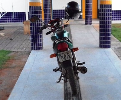 Polícia procura por moto furtado no Residencial 
