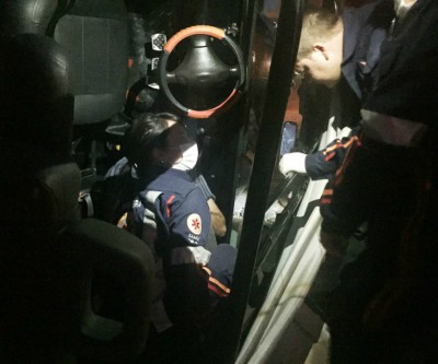 Motorista de Jeep fica preso nas ferragens e é resgatado pelos bombeiros 