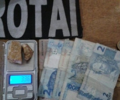 PM recupera bicicleta furtada e apreende um menor por tráfico de drogas