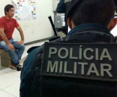 Homem que perturbava clientes de restaurante é detido 