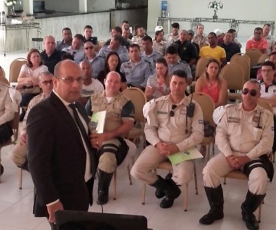 Agentes da autoridade de trânsito de Três Lagoas participam de encontro para capacitação