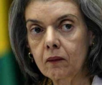 CNJ vai apurar supersalários no Judiciário, diz Cármen Lúcia
