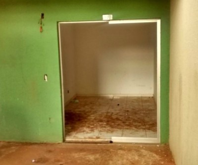 Apartamentos vazios são alvos de vandalismo e furtos no Novo Oeste