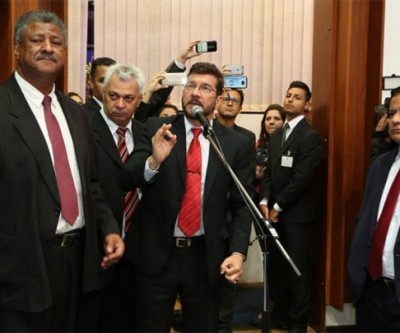 Congratulação ao futuro ministro Marun provoca bate-boca de deputados em MS