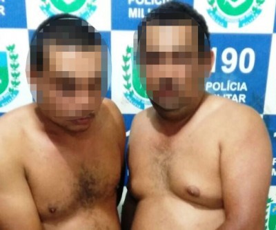 Comerciante em S-10 é flagrado com amigo furtando blocos no Jd. Novo Aeroporto 