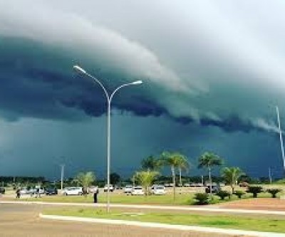 Em seis horas, cidade registra quantidade de chuva prevista para 2 semanas