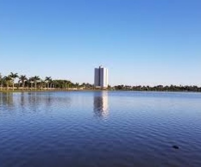 Sol predomina e temperatura pode chegar a 35º C neste sábado