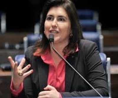 Senado aprova projeto que obriga bloqueio de celular em presídios