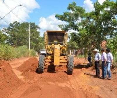 Prefeitura e CGR iniciam recuperação e melhorias na rua de acesso ao IFMS em Três Lagoas