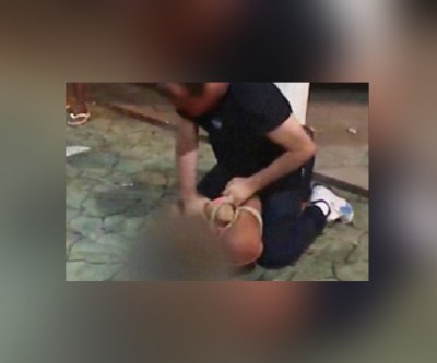 Marido desconfia de ligação, agride esposa e a deixa de roupa rasgada em bar