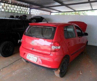 Carro roubado em SP é recuperado pelo SIG em oficina de Três Lagoas