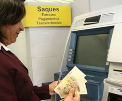 Salário de 75 mil servidores estaduais será pago na sexta, avisa Governo