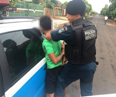 Após perseguição, menor de 14 anos é apreendido com moto que foi furtada no CCZ 