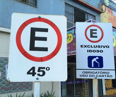 Sinalização confunde motoristas; DEPTRAN faz notificações no local 