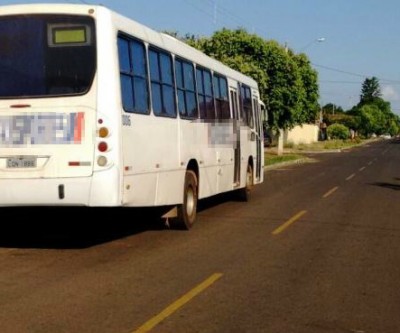 Ônibus na contra mão é denunciado por leitor do Parque São Carlos 