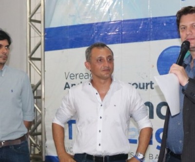 Vereador André Bittencourt realizou reunião com moradores do bairro Vila Piloto