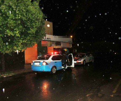 Assaltantes armados aterrorizam comerciante durante roubo nesta 4º feira 