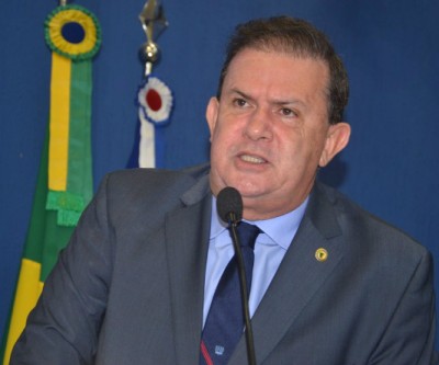 Deputado Eduardo Rocha participa da entrega de título de Cidadão Três-Lagoense