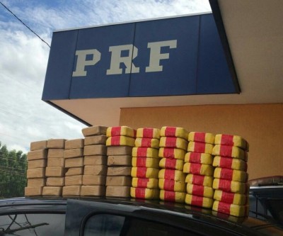 60 tabletes de cocaína vindos do Paraguai são apreendidos pela Polícia Rodoviária Federal