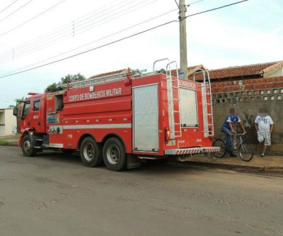 Morador esquece bolo no fogão e por pouco não causa incêndio 