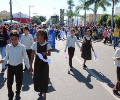 SEMEC realiza reunião com participantes do Desfile Cívico dos 103 anos de Três Lagoas