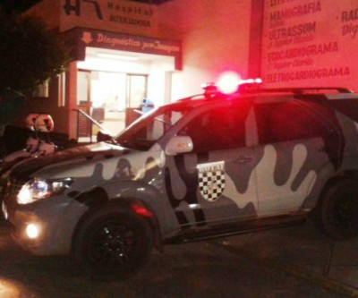Homem tenta assassinar sua ex-mulher na frente da filha de 4 anos