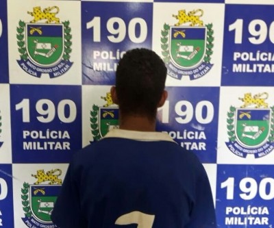 Jovem é preso em flagrante após roubar celular