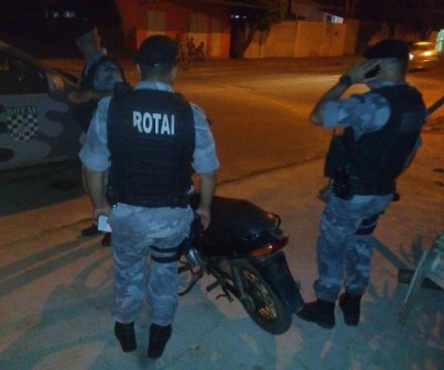 ROTAI prende serralheiro com moto furtada e “gato” de água e luz
