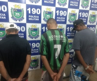 Ronda escolar flagra adolescente com maconha em frente a escola de Três Lagoas
