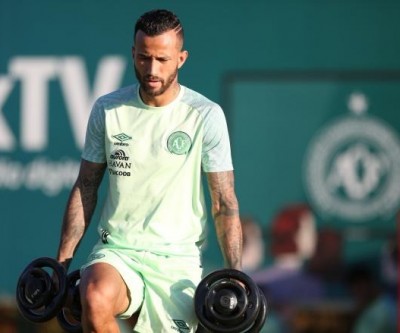 Três-lagoense assina com o time da Chapecoense e promete fazer bonito